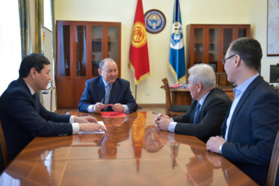 Мэр Бишкека встретился с директором Союза МСУ