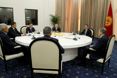Садыр Жапаров принял министров иностранных дел государств-членов ОДКБ в Чолпон-Ате