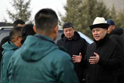 Садыр Жапаров запустил завод по выработке электроэнергии путем утилизации твердых бытовых отходов