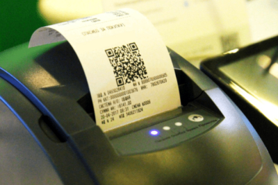 Президент Кыргызстана призвал торговцев не выступать против ККМ